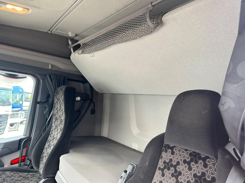 Valníkový/ Plošinový nákladný automobil, Auto s hydraulickou rukou Scania R 450 | Palfinger PK 26002 | TULOSSA: obrázok 13