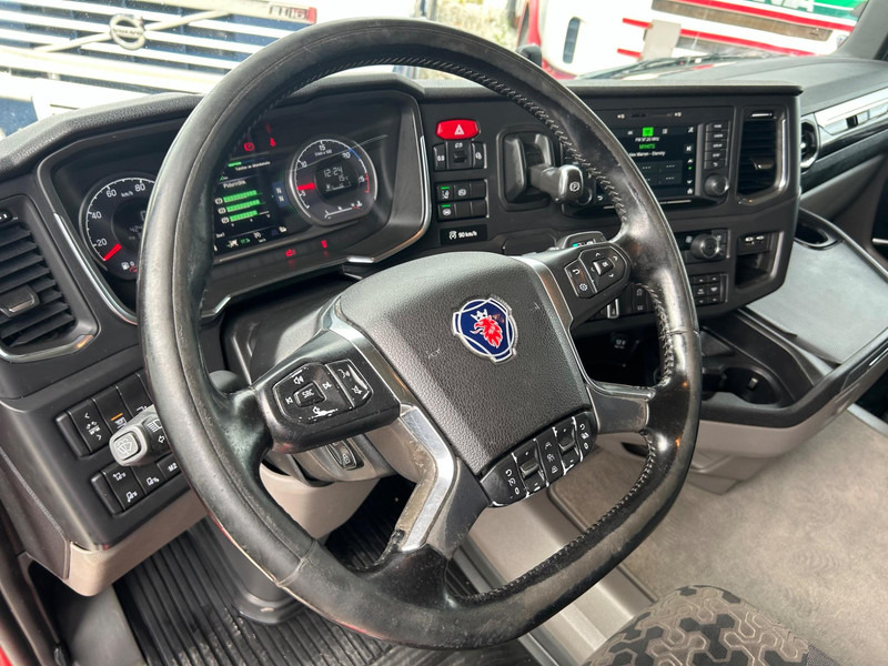 Valníkový/ Plošinový nákladný automobil, Auto s hydraulickou rukou Scania R 450 | Palfinger PK 26002 | TULOSSA: obrázok 12