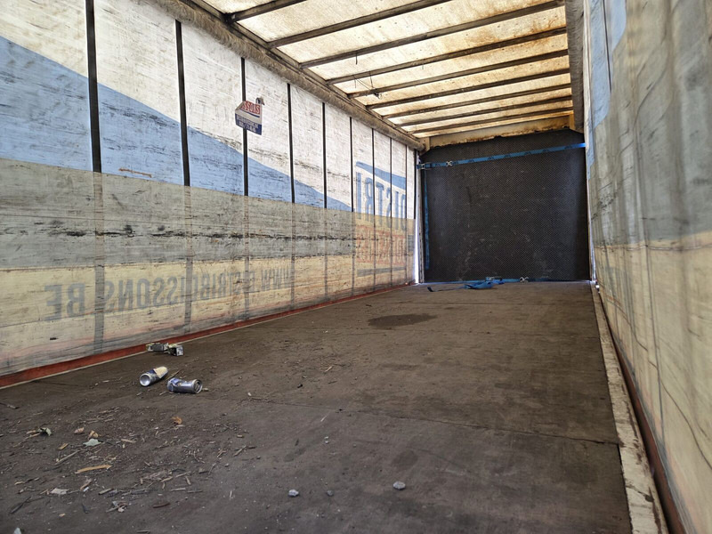 DAF LF55 250 - Plachtové nákladné vozidlo: obrázok 3 DAF LF55 250 - Plachtové nákladné vozidlo: obrázok 3