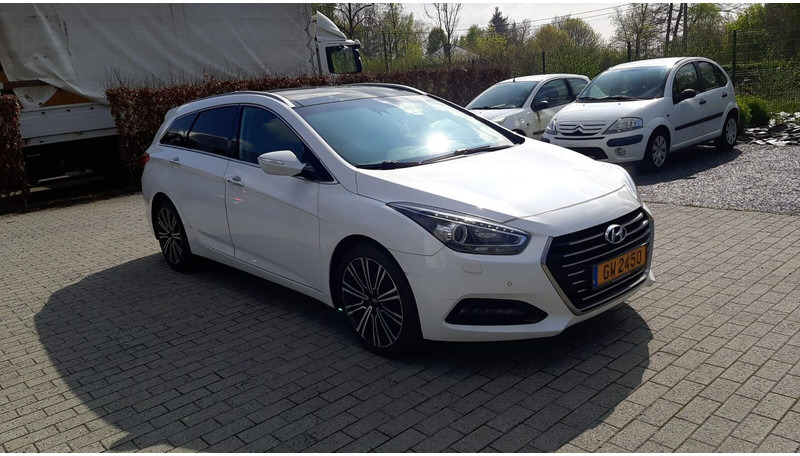 Hyundai i40 - Automobil: obrázok 1 Hyundai i40 - Automobil: obrázok 1