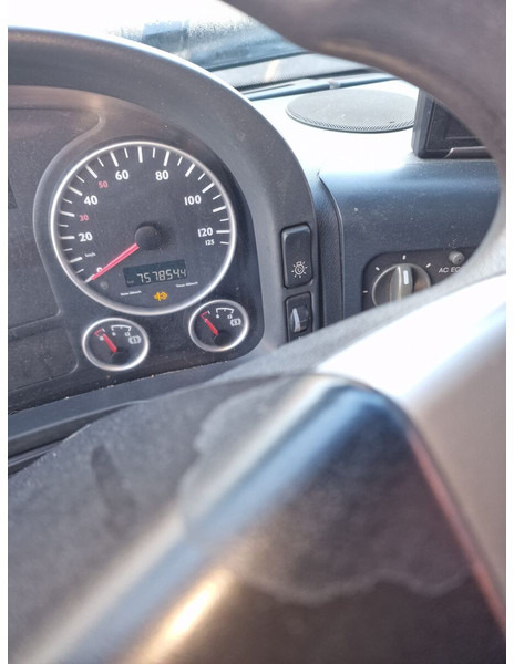 MAN 18.380 - Plachtové nákladné vozidlo: obrázok 4 MAN 18.380 - Plachtové nákladné vozidlo: obrázok 4