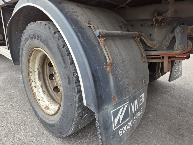 Mercedes-Benz Axor 1829 - full steel/lames - Plachtové nákladné vozidlo: obrázok 4 Mercedes-Benz Axor 1829 - full steel/lames - Plachtové nákladné vozidlo: obrázok 4