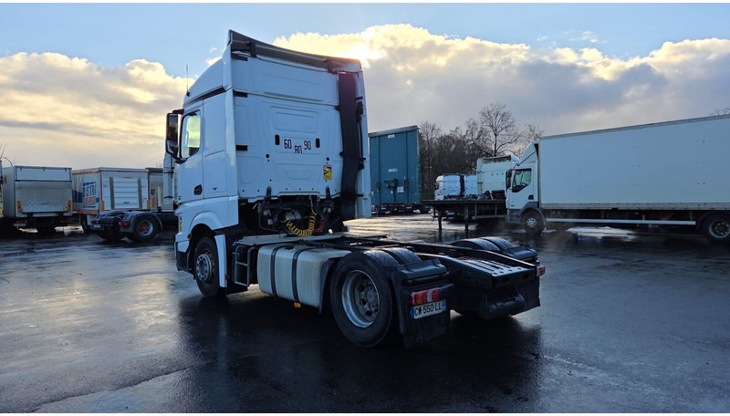 Mercedes-Benz Actros 1845 - Ťahač: obrázok 3 Mercedes-Benz Actros 1845 - Ťahač: obrázok 3