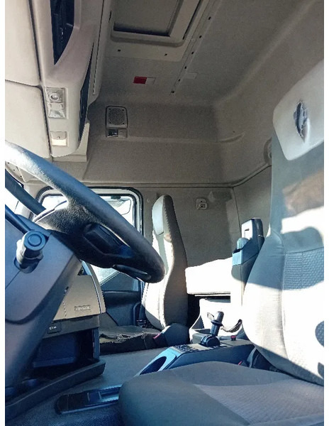 Ťahač Renault Premium 460 dxi -: obrázok 7