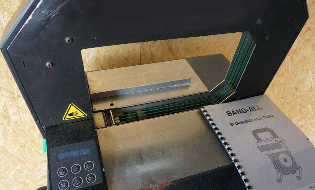 Band All Model BA 32-50 Mobile Banding Machine - Baliaci stroj: obrázok 2 Band All Model BA 32-50 Mobile Banding Machine - Baliaci stroj: obrázok 2