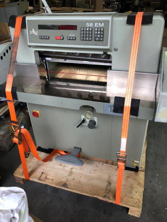 Cutting machine Polar 58 EM - Rezačka na papier: obrázok 3 Cutting machine Polar 58 EM - Rezačka na papier: obrázok 3