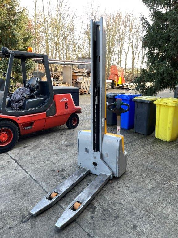 Jungheinrich EJC 10 - Stohovač: obrázok 5 Jungheinrich EJC 10 - Stohovač: obrázok 5