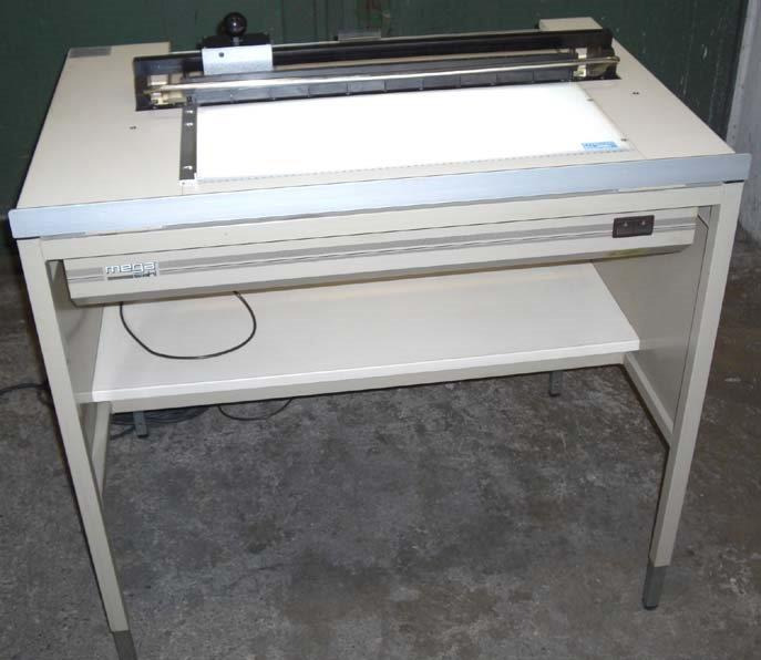 Mega steel cutter 699-2 on light table with waste box - Rezačka na papier: obrázok 4 Mega steel cutter 699-2 on light table with waste box - Rezačka na papier: obrázok 4