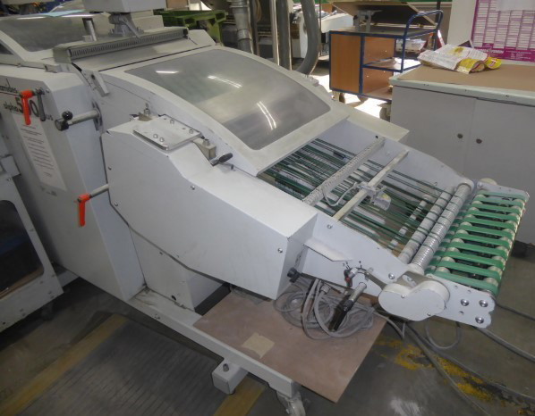 Stacking display Palamides alpha 500 - Skladací stroj: obrázok 3 Stacking display Palamides alpha 500 - Skladací stroj: obrázok 3