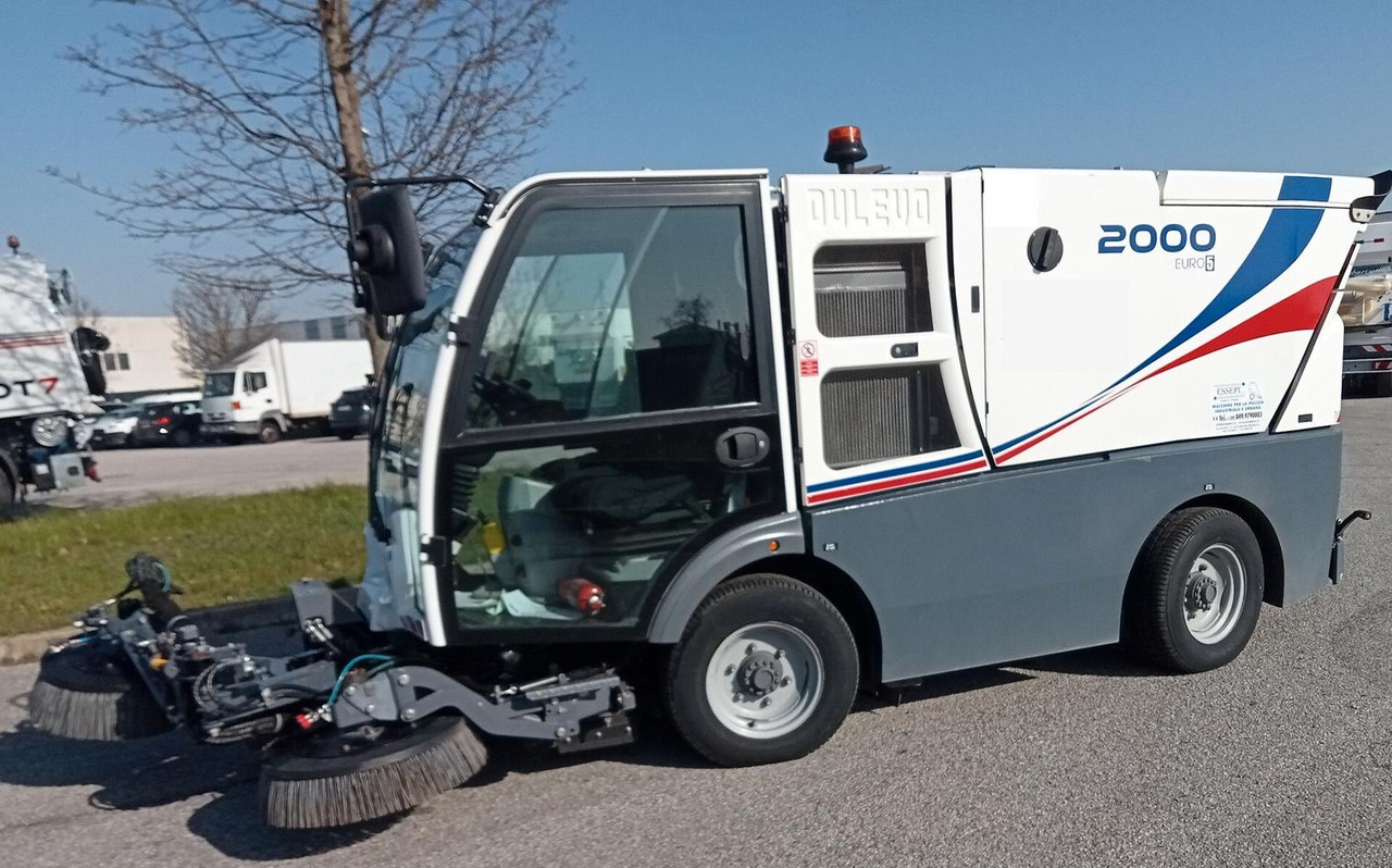 DULEVO 2000 SKY EU5 - Zametacie vozidlo: obrázok 1 DULEVO 2000 SKY EU5 - Zametacie vozidlo: obrázok 1