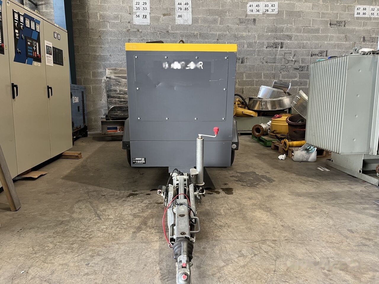 Atlas Copco QES30 diesel 30 kVa - Elektrický generátor: obrázok 3 Atlas Copco QES30 diesel 30 kVa - Elektrický generátor: obrázok 3