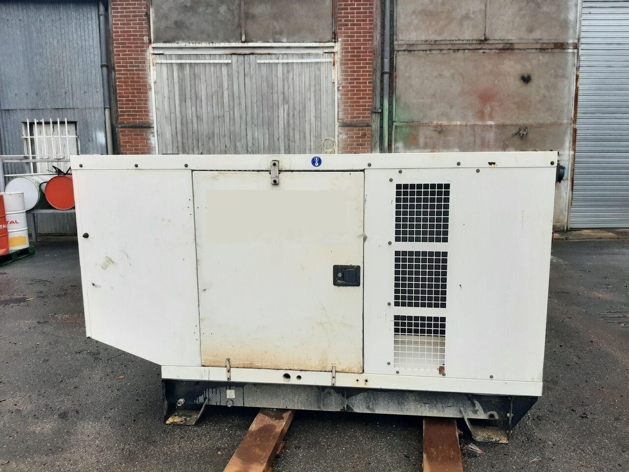 SDMO 80 kVa John Deere - Elektrický generátor: obrázok 1 SDMO 80 kVa John Deere - Elektrický generátor: obrázok 1