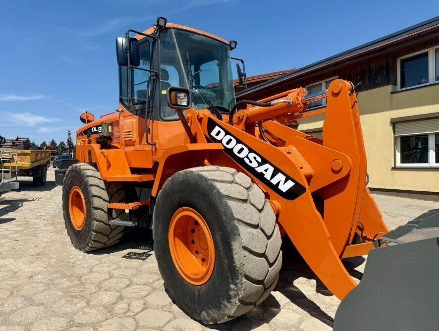 Doosan DL250 - Kolesový nakladač: obrázok 3 Doosan DL250 - Kolesový nakladač: obrázok 3