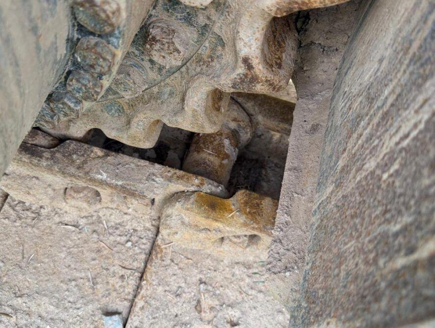 Hitachi KTEG KTS390-6 LCN  - Pásové rýpadlo: obrázok 5 Hitachi KTEG KTS390-6 LCN  - Pásové rýpadlo: obrázok 5