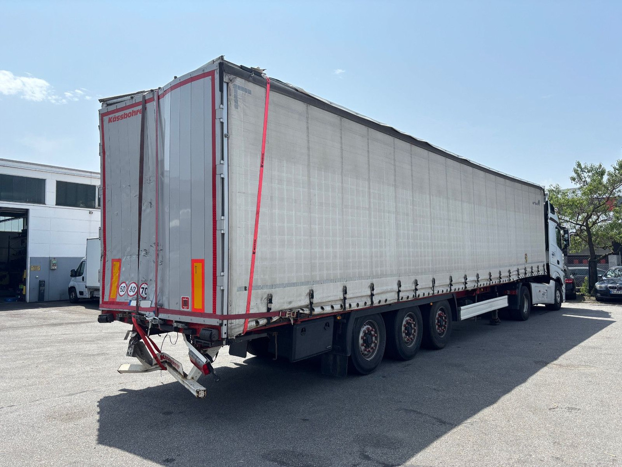 Kässbohrer Maxima XS Standard/Luft/Scheiben - Plachtový náves: obrázok 3 Kässbohrer Maxima XS Standard/Luft/Scheiben - Plachtový náves: obrázok 3