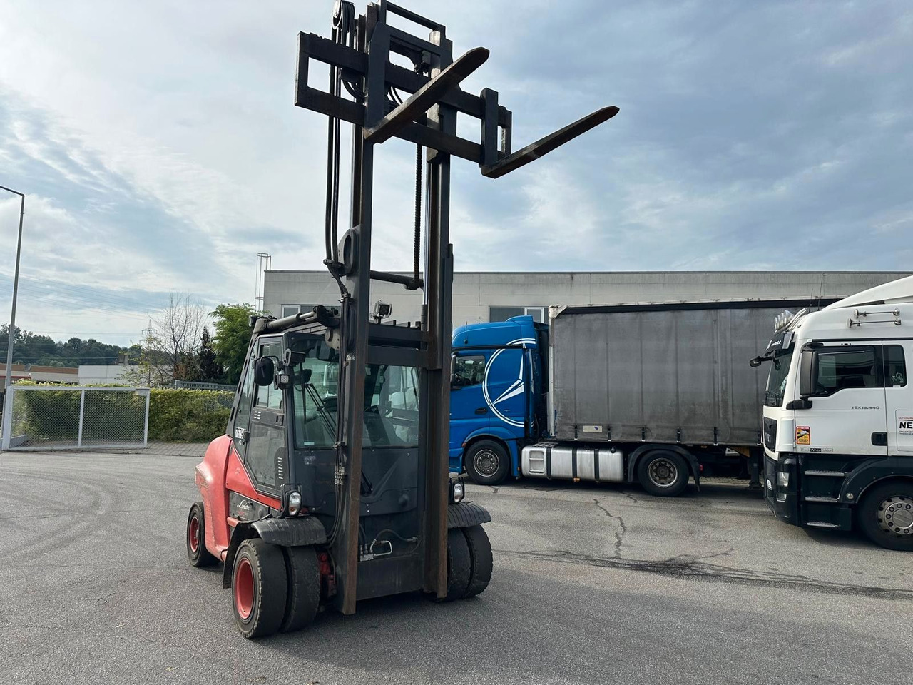 Linde H80D -03/900 Klima/Rückfahrkamera Linde H80D -03/900 Klima/Rückfahrkamera - Dieselový vysokozdvižný vozík: obrázok 2 Linde H80D -03/900 Klima/Rückfahrkamera Linde H80D -03/900 Klima/Rückfahrkamera - Dieselový vysokozdvižný vozík: obrázok 2