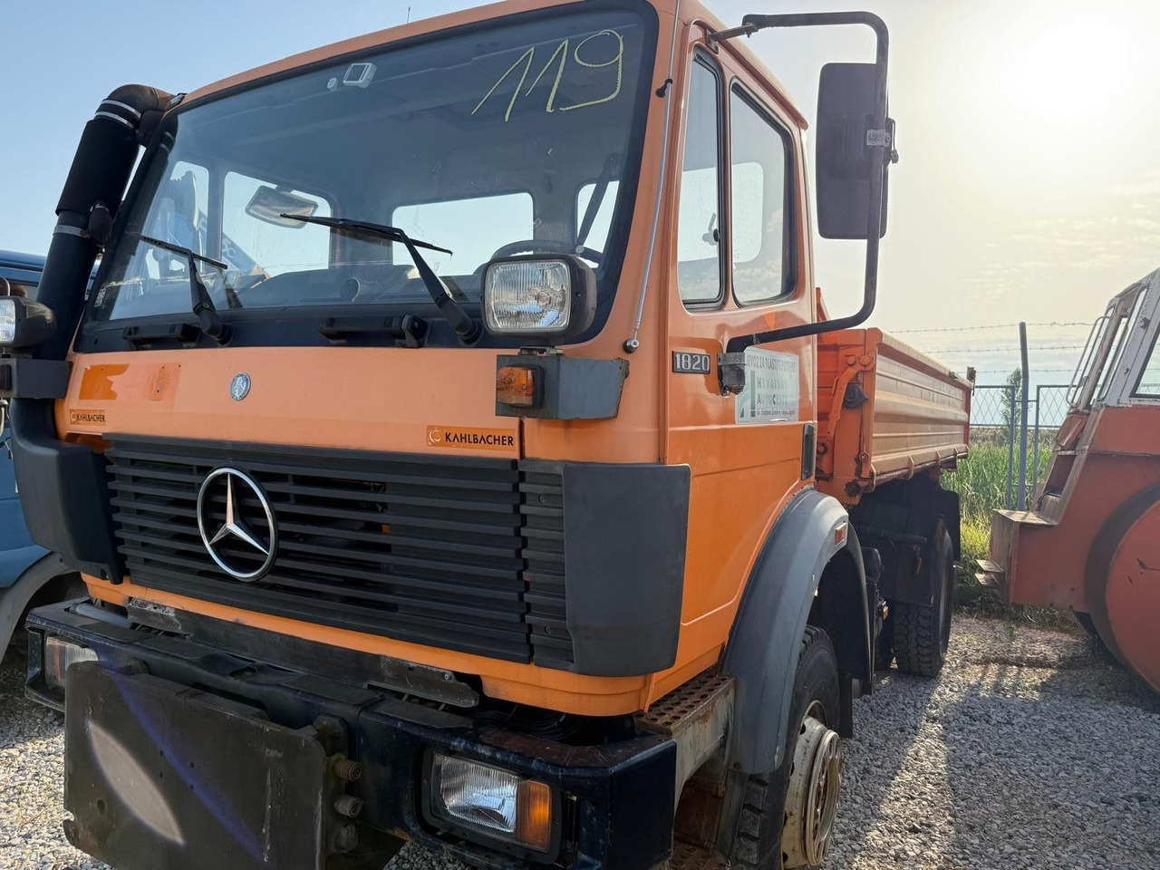 Mercedes-Benz 1820 kein 1831 1836 4x4 - Sklápač: obrázok 1 Mercedes-Benz 1820 kein 1831 1836 4x4 - Sklápač: obrázok 1