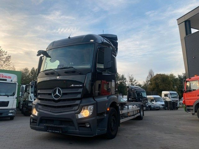 Mercedes-Benz Actros 1842 BDF LBW 1845 2x - Kontejnérový podvozek/ Výměnná nástavba: obrázok 3 Mercedes-Benz Actros 1842 BDF LBW 1845 2x - Kontejnérový podvozek/ Výměnná nástavba: obrázok 3