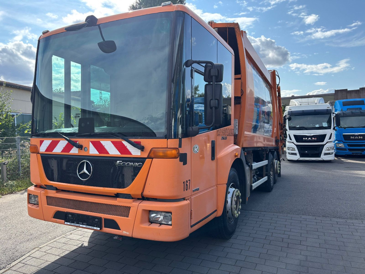 Mercedes-Benz Econic 2633 - Auto na odvoz odpadu: obrázok 2 Mercedes-Benz Econic 2633 - Auto na odvoz odpadu: obrázok 2