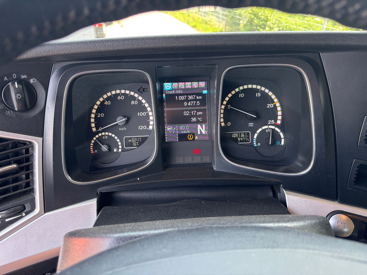 Ťahač Mercedes-Benz Actros 1852 Giga Space/Alu Felgen/Retarder: obrázok 9