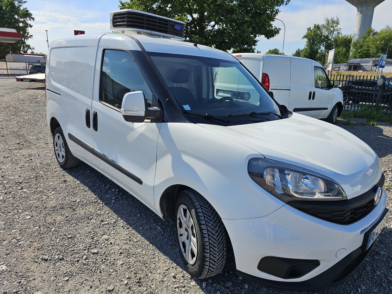 FIAT DOBLO CHLODNIA MROZNIA CARRIER KLIMA EURO6 - Chladiarenská dodávka: obrázok 4 FIAT DOBLO CHLODNIA MROZNIA CARRIER KLIMA EURO6 - Chladiarenská dodávka: obrázok 4