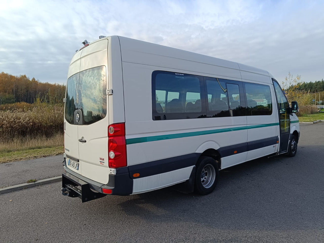 VOLKSWAGEN CRAFTER 23 OSOBY KLIMA WEBASTO KAMERA RETARDER HAK EURO5 - Autokar: obrázok 4 VOLKSWAGEN CRAFTER 23 OSOBY KLIMA WEBASTO KAMERA RETARDER HAK EURO5 - Autokar: obrázok 4