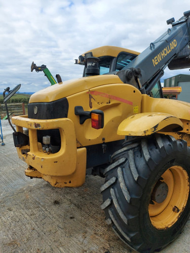 2000 New Holland LM420 - Teleskopický nakladač: obrázok 4 2000 New Holland LM420 - Teleskopický nakladač: obrázok 4