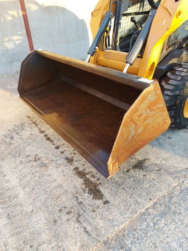 Šmykom riadený nakladač 2014 CASE SV300: obrázok 12