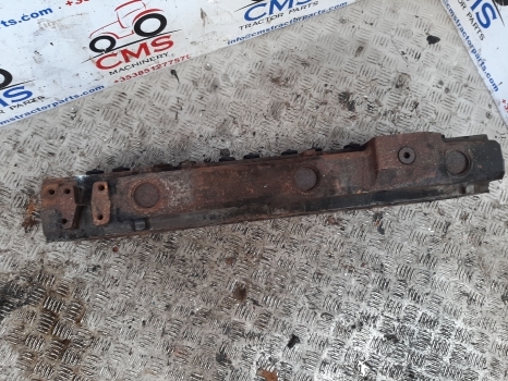 Claas Ares 600, 700, 800 Series 836 Engine Cylinder Head 6005021490 - Hlava valcov pre Traktor: obrázok 2 Claas Ares 600, 700, 800 Series 836 Engine Cylinder Head 6005021490 - Hlava valcov pre Traktor: obrázok 2