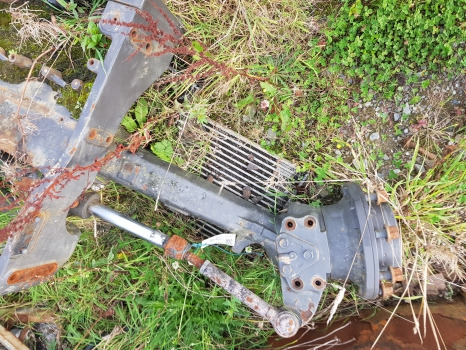 Claas Arion 420, Carraro 20-19 Front Axle Complete 340507, 125812, 068550 - Náprava a diely: obrázok 2 Claas Arion 420, Carraro 20-19 Front Axle Complete 340507, 125812, 068550 - Náprava a diely: obrázok 2