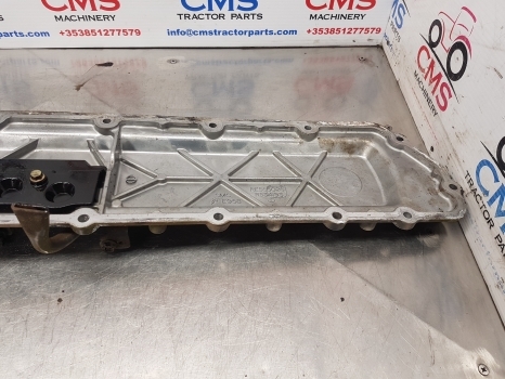 Claas Arion 640 Cylinder Head Cover Re555026, R534193, R534105, 0011464770 - Hlava valcov pre Traktor: obrázok 5 Claas Arion 640 Cylinder Head Cover Re555026, R534193, R534105, 0011464770 - Hlava valcov pre Traktor: obrázok 5