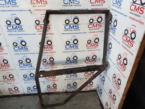 David Brown Case 1490, 1494, 1390, 1394 Cab Door Frame Left K303283 - Dvere a diely pre Traktor: obrázok 1 David Brown Case 1490, 1494, 1390, 1394 Cab Door Frame Left K303283 - Dvere a diely pre Traktor: obrázok 1