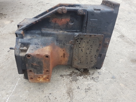Deutz Agrotron 120, 110, 115, 6.15 Zf Transmission Housing 04415965, 2093419012 - Prevodovka: obrázok 2 Deutz Agrotron 120, 110, 115, 6.15 Zf Transmission Housing 04415965, 2093419012 - Prevodovka: obrázok 2