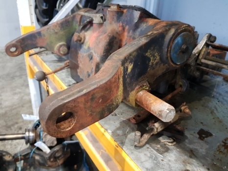 Deutz Dx Series Dx110, Dx85, Dx90, Dx120 Lift Cover Complete K4340648 - Hydraulika pre Traktor: obrázok 4 Deutz Dx Series Dx110, Dx85, Dx90, Dx120 Lift Cover Complete K4340648 - Hydraulika pre Traktor: obrázok 4