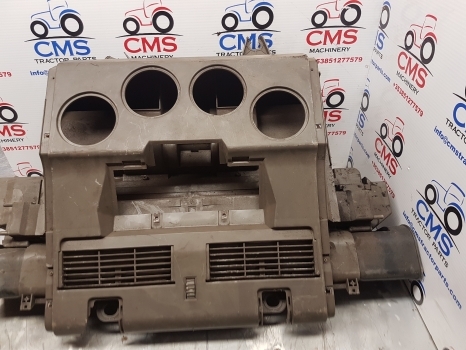 Fiat F100, F110, F115, F120, F130, F140 Cab Plastic Panel, Cover 9966258 - Kabína a interiér pre Traktor: obrázok 3 Fiat F100, F110, F115, F120, F130, F140 Cab Plastic Panel, Cover 9966258 - Kabína a interiér pre Traktor: obrázok 3