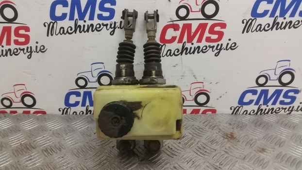 Fiat F140, F Series, Brakes Master Cylinder Assembly 5145630, 5145631 - Brzdový valec pre Traktor: obrázok 3 Fiat F140, F Series, Brakes Master Cylinder Assembly 5145630, 5145631 - Brzdový valec pre Traktor: obrázok 3