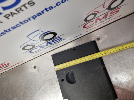 Fiat F140, F120, F130, F Series, Cab Interior Panel, Element Cover 5154444 - Kabína a interiér: obrázok 5 Fiat F140, F120, F130, F Series, Cab Interior Panel, Element Cover 5154444 - Kabína a interiér: obrázok 5
