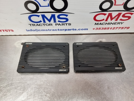 Fiat F140, F120, F130, F Series, Cab Interior Panel, Speaker Cover Pair 5148515 - Kabína a interiér: obrázok 1 Fiat F140, F120, F130, F Series, Cab Interior Panel, Speaker Cover Pair 5148515 - Kabína a interiér: obrázok 1