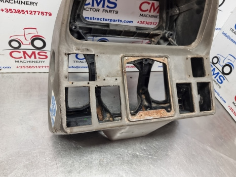 Fiat F140, F130, F120, F Series, Instrument Panel 5154942, 5151075 - Mriežka: obrázok 3 Fiat F140, F130, F120, F Series, Instrument Panel 5154942, 5151075 - Mriežka: obrázok 3