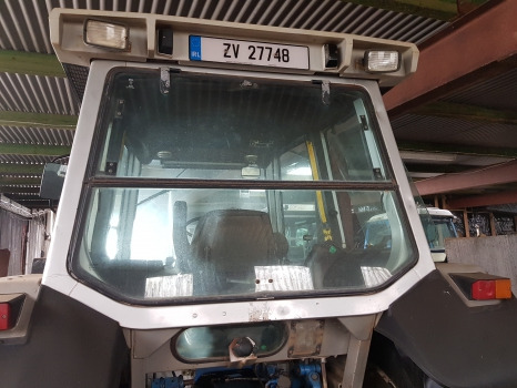 Ford 10, 30, 100, 200, 600, 1000 Super Q Cab Rear Windows Seal E7nn9442082ca - Okno a diely pre Automobil: obrázok 5 Ford 10, 30, 100, 200, 600, 1000 Super Q Cab Rear Windows Seal E7nn9442082ca - Okno a diely pre Automobil: obrázok 5