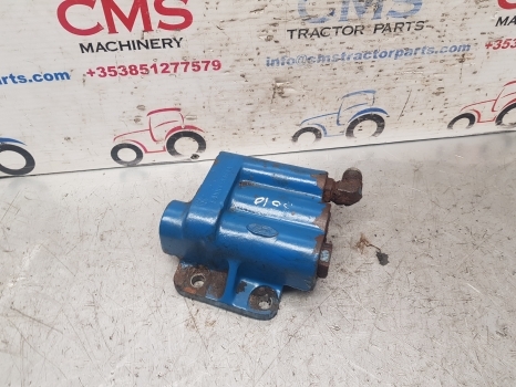 Ford 10 Series 5610 Priority Valve E4nnk846aa; E4nnr947fa; E0nnr947bb; 83949225 - Hydraulický ventil pre Traktor: obrázok 4 Ford 10 Series 5610 Priority Valve E4nnk846aa; E4nnr947fa; E0nnr947bb; 83949225 - Hydraulický ventil pre Traktor: obrázok 4