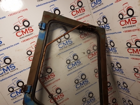 Ford 4600, 7710, 6600 Tw20, Tw20 Q Cab Door Right Assembly D8nn9420124bc - Dvere a diely pre Traktor: obrázok 4 Ford 4600, 7710, 6600 Tw20, Tw20 Q Cab Door Right Assembly D8nn9420124bc - Dvere a diely pre Traktor: obrázok 4