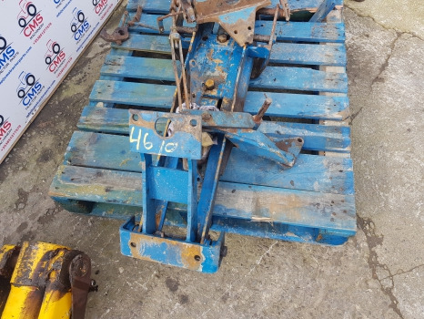 Ford 4610, 4600, 4000, 3910, Pick Up Hitch Complete Original - Rám/ Podvozok: obrázok 3 Ford 4610, 4600, 4000, 3910, Pick Up Hitch Complete Original - Rám/ Podvozok: obrázok 3