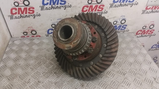 Ford 5000, 7000, 4000 Bevel Crown Gear (45t) And Differntial Assembly C7nn4206a - Diferenciál pre Traktor: obrázok 1 Ford 5000, 7000, 4000 Bevel Crown Gear (45t) And Differntial Assembly C7nn4206a - Diferenciál pre Traktor: obrázok 1