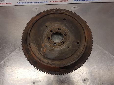 Ford 550, 10, 30 Series 4610 Ap Engine Flywheel 83933422, C5ne6375bc - Zotrvačník pre Rýpadlo-nakladač: obrázok 3 Ford 550, 10, 30 Series 4610 Ap Engine Flywheel 83933422, C5ne6375bc - Zotrvačník pre Rýpadlo-nakladač: obrázok 3