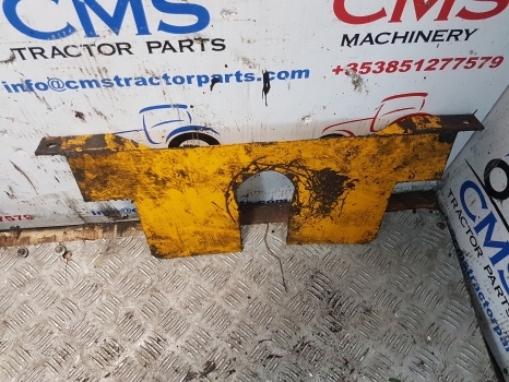 Ford 550, 555, 655, 655b Panel Bracket D8nn9647bb11z, E0nn9647ab29z - Karoséria a exteriér pre Rýpadlo-nakladač: obrázok 1 Ford 550, 555, 655, 655b Panel Bracket D8nn9647bb11z, E0nn9647ab29z - Karoséria a exteriér pre Rýpadlo-nakladač: obrázok 1