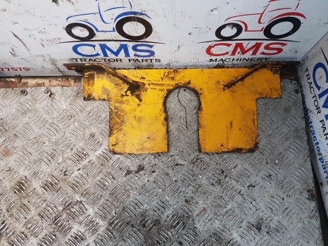 Ford 550, 555, 655, 655b Panel Bracket D8nn9647bb11z, E0nn9647ab29z - Karoséria a exteriér pre Rýpadlo-nakladač: obrázok 2 Ford 550, 555, 655, 655b Panel Bracket D8nn9647bb11z, E0nn9647ab29z - Karoséria a exteriér pre Rýpadlo-nakladač: obrázok 2