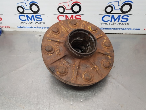 Ford 550, 555, 655, Digger Wheel Hub 8 Studs D4nn1104b, 83914150 - Predná náprava: obrázok 4 Ford 550, 555, 655, Digger Wheel Hub 8 Studs D4nn1104b, 83914150 - Predná náprava: obrázok 4
