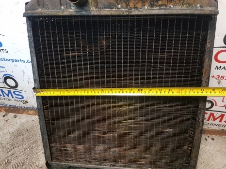 Ford 550, 655, 655a, 555a Radiator E0nn8005ea15l, 83925456 - Chladič pre Rýpadlo-nakladač: obrázok 5 Ford 550, 655, 655a, 555a Radiator E0nn8005ea15l, 83925456 - Chladič pre Rýpadlo-nakladač: obrázok 5