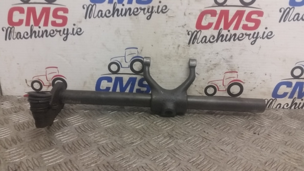 Ford 60, New Holland Tm Series Fiat F, M Series F130 Clutch Fork, Shaft 5149612 - Spojka a diely pre Poľnohospodárske stroje: obrázok 3 Ford 60, New Holland Tm Series Fiat F, M Series F130 Clutch Fork, Shaft 5149612 - Spojka a diely pre Poľnohospodárske stroje: obrázok 3